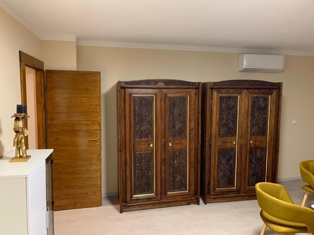 Haus Karma Villa *
